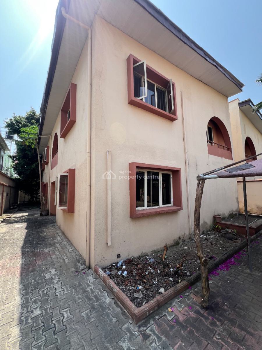 Super-clean and Cozy 5-bedroom Semi-detached Duplex with 2-bedroom Bq, Lekki Phase 1, Lekki, Lagos, House for Rent