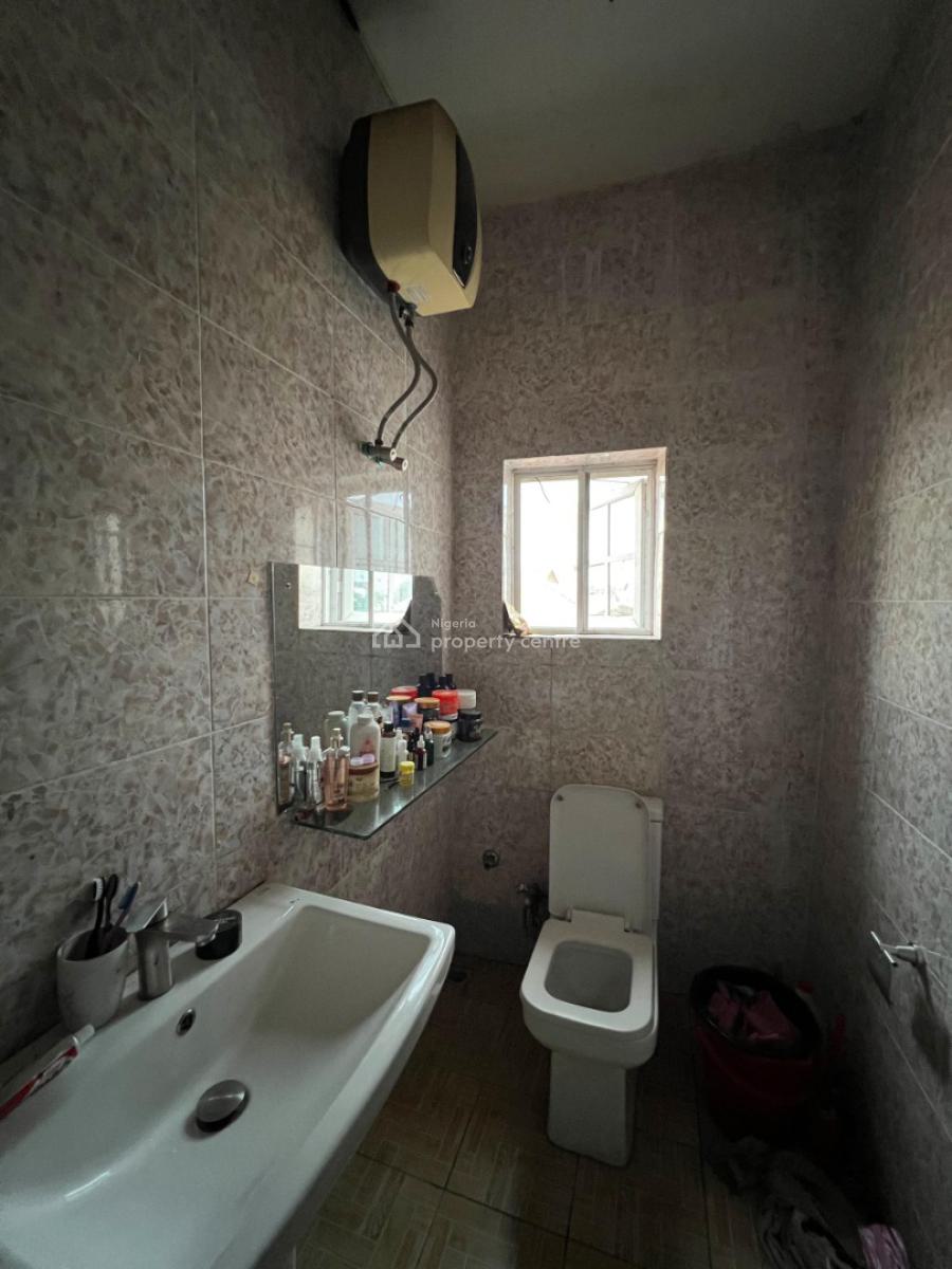 2 Bedroom Luxury Apartment Distress, Igbo Efon, Lekki, Lagos, Flat / Apartment for Sale