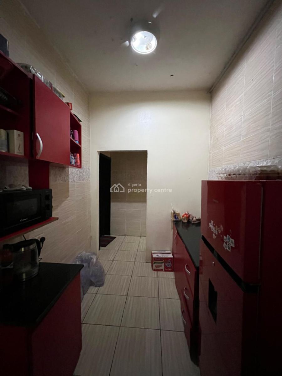 2 Bedroom Luxury Apartment Distress, Igbo Efon, Lekki, Lagos, Flat / Apartment for Sale