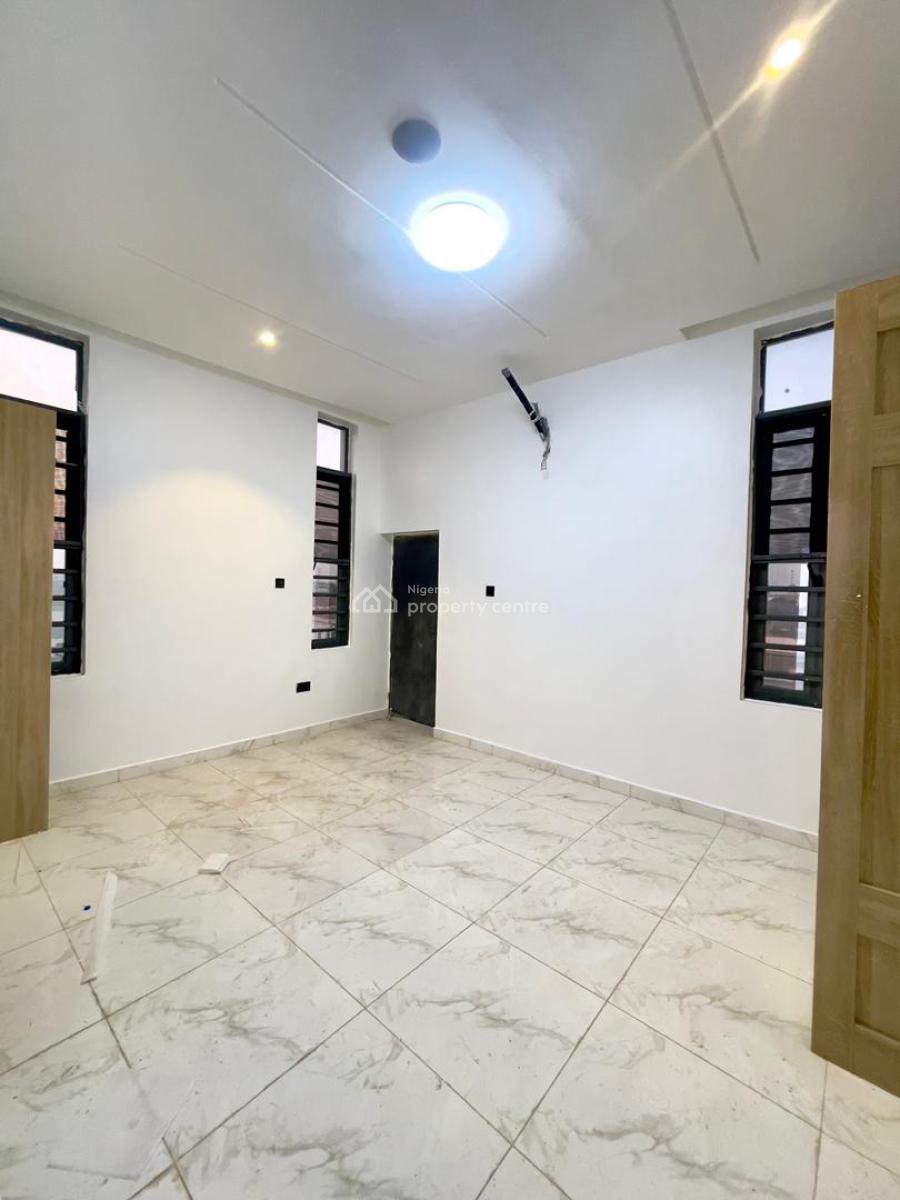 Exquisite 2 Bedroom Apartment, Ologolo, Lekki, Lagos, Flat / Apartment for Sale