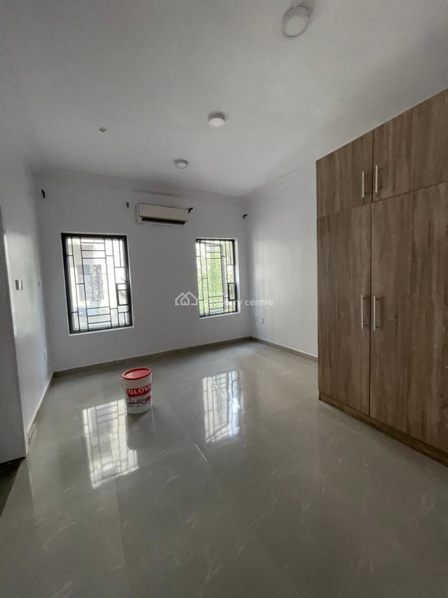 Well Maintained 3-bedroom Apartment, Lekky County, Ikota, Lekki, Lagos, Flat / Apartment for Rent