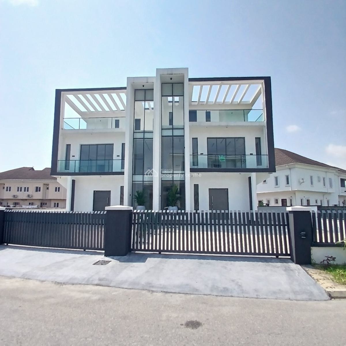Aesthetically Pleasing 4 Bedroom Semi-detached Duplex with Bq, Vgc, Lekki, Lagos, Semi-detached Duplex for Sale