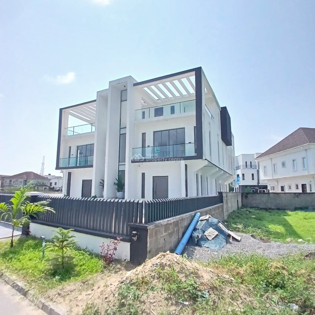 Aesthetically Pleasing 4 Bedroom Semi-detached Duplex with Bq, Vgc, Lekki, Lagos, Semi-detached Duplex for Sale