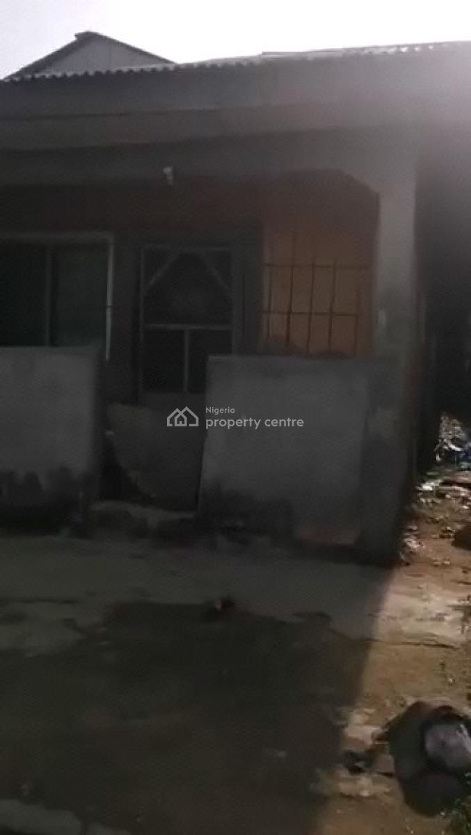 Half Plot with Durable Structure, Odunsi, Bariga, Shomolu, Lagos, Residential Land for Sale