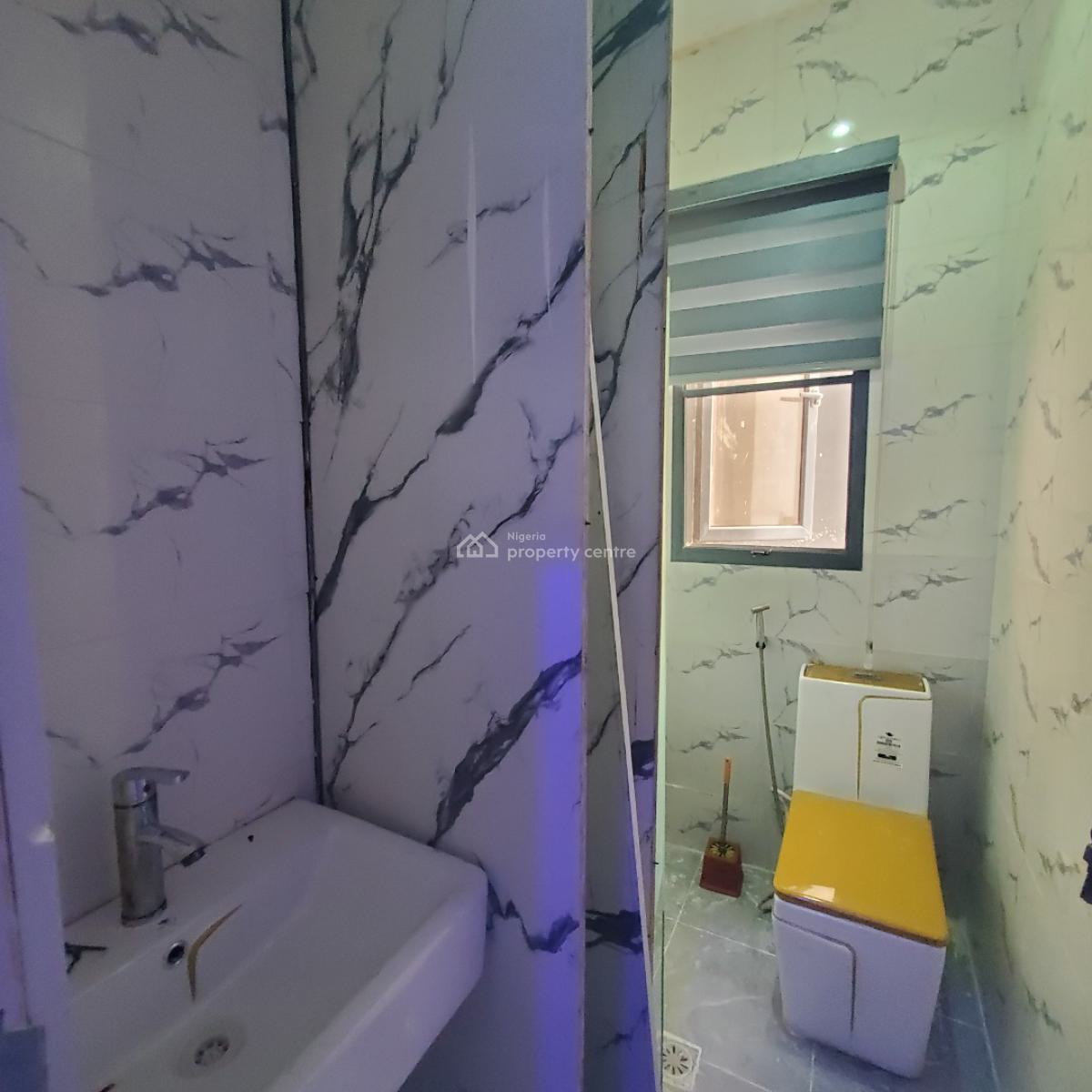 Stunning 5 Bedroom Maisonette with an Elevator, Ikate, Lekki, Lagos, Flat / Apartment for Sale