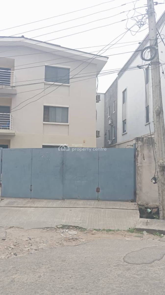 Decent 3 Bedroom Apartments with All Rooms Ensuite, Mende, Maryland, Lagos, Flat / Apartment for Sale