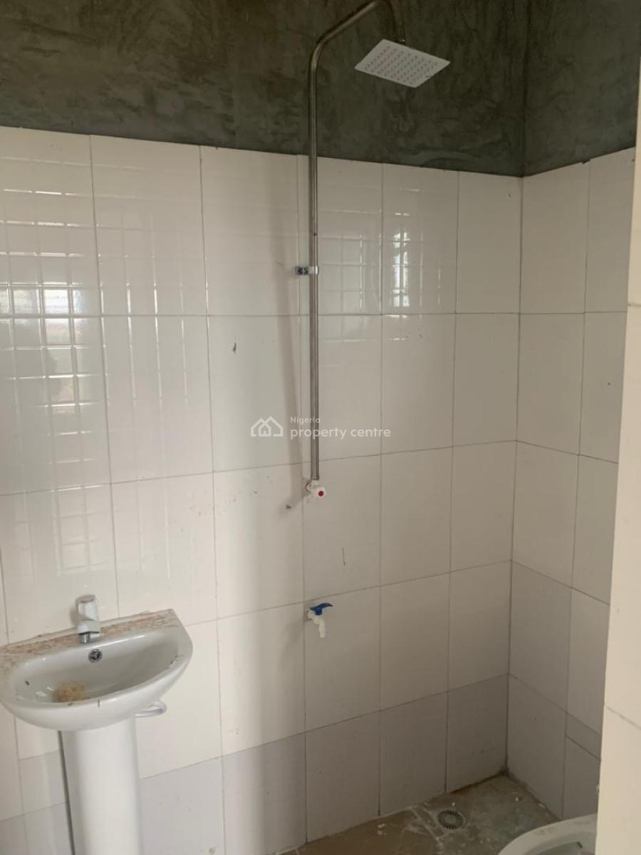 2 Bedroom Flat, Gra Phase 1, Magodo, Lagos, Flat / Apartment for Rent