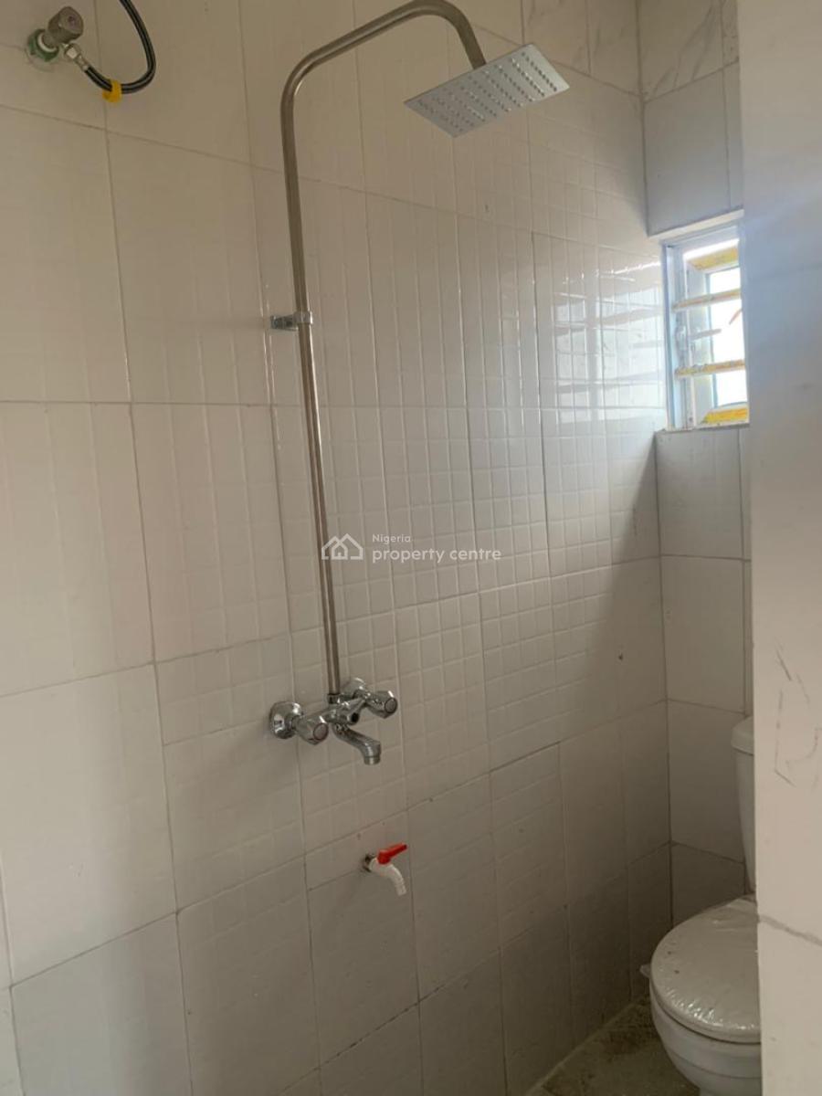 2 Bedroom Flat, Gra Phase 1, Magodo, Lagos, Flat / Apartment for Rent