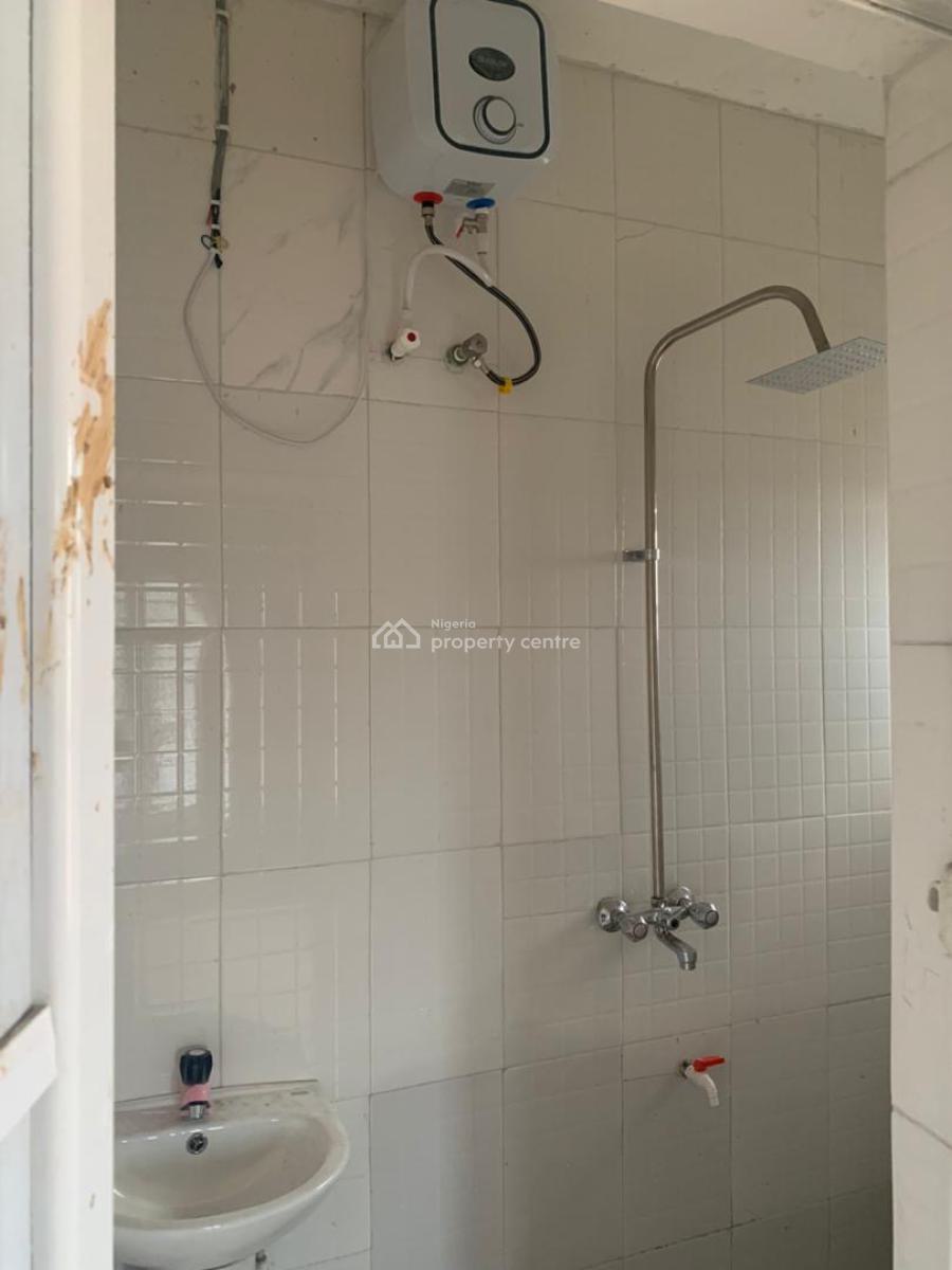 2 Bedroom Flat, Gra Phase 1, Magodo, Lagos, Flat / Apartment for Rent