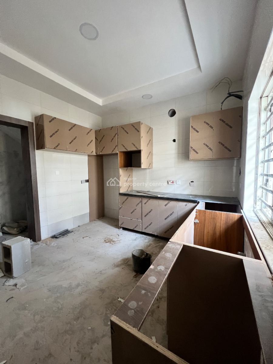 Brand New 4 Bedroom Terrace with Bq, Lekki Phase 1, Lekki, Lagos, Terraced Duplex for Rent