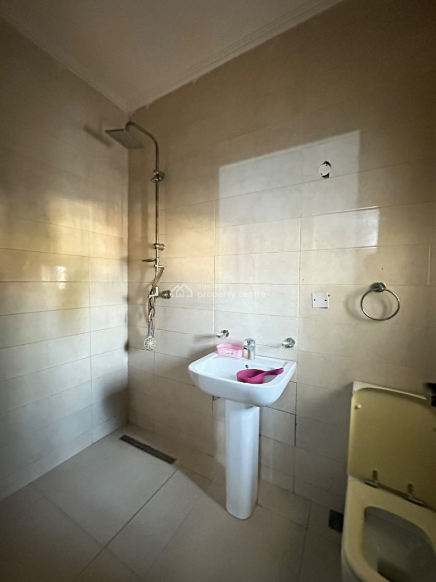 Fully Furnished 3 Bedroom Shared Apartment, Agungi, Lekki, Lagos, Flat / Apartment for Rent