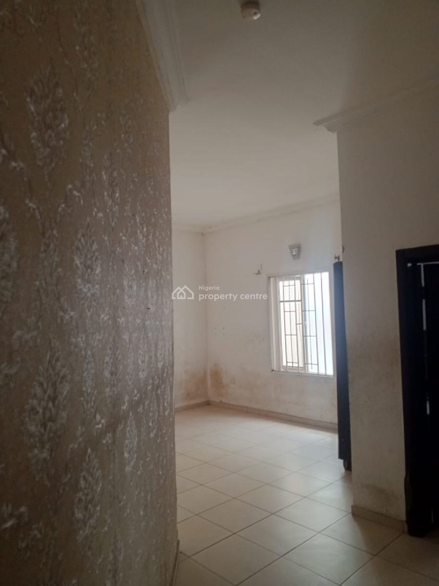 Self Serviced 5 Bedroom Semi Detached House with a Room Bq, Segun Oshin Close, Lekki Phase 1, Lekki, Lagos, Flat / Apartment for Rent