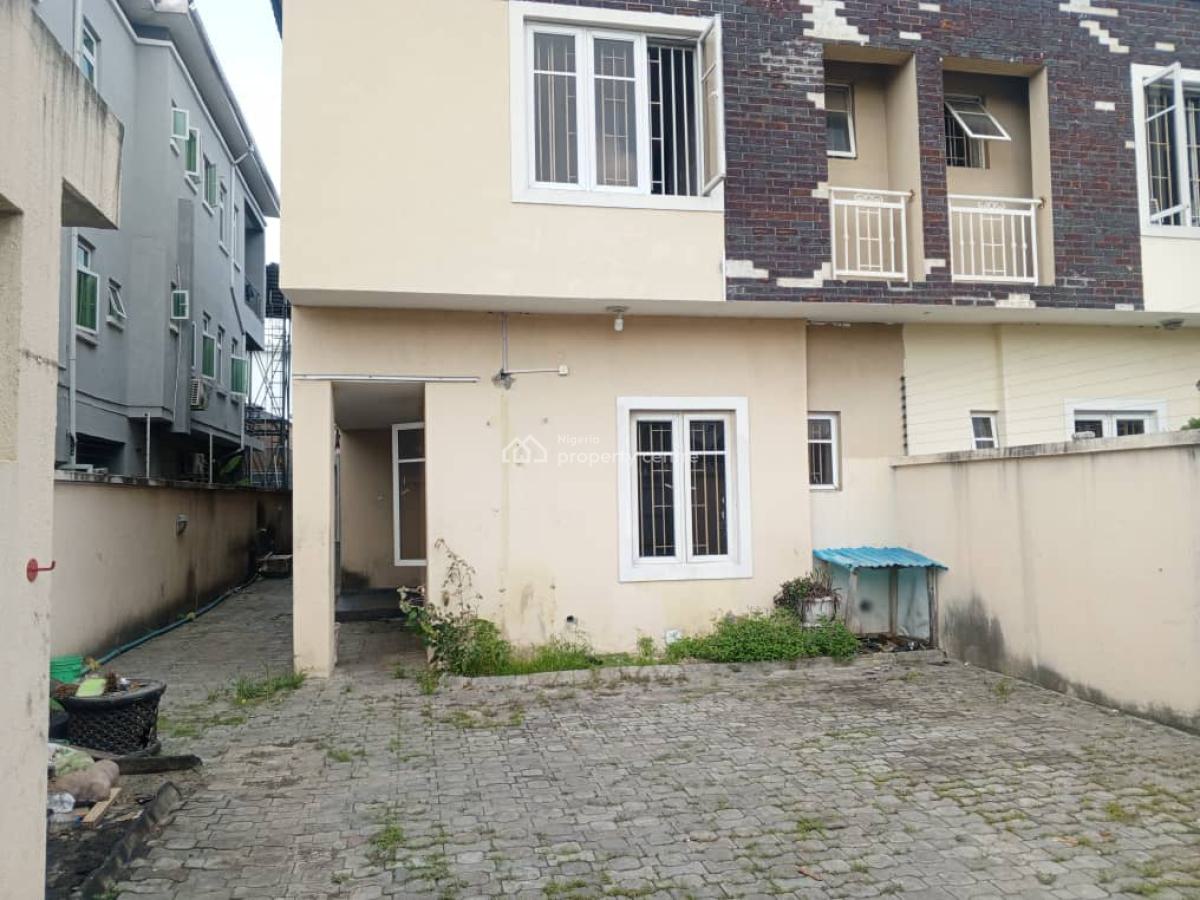 Self Serviced 5 Bedroom Semi Detached House with a Room Bq, Segun Oshin Close, Lekki Phase 1, Lekki, Lagos, Flat / Apartment for Rent