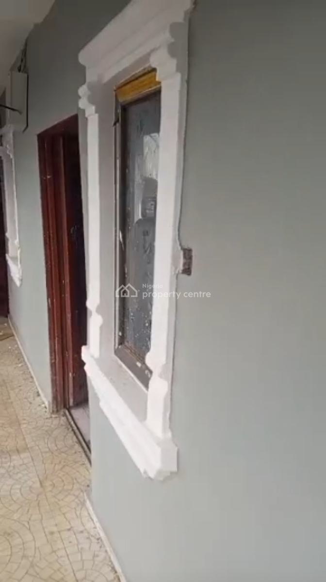 2 Bedroom Flat, Silver Estate Ejigbo Road, Idimu, Lagos, Flat / Apartment for Rent