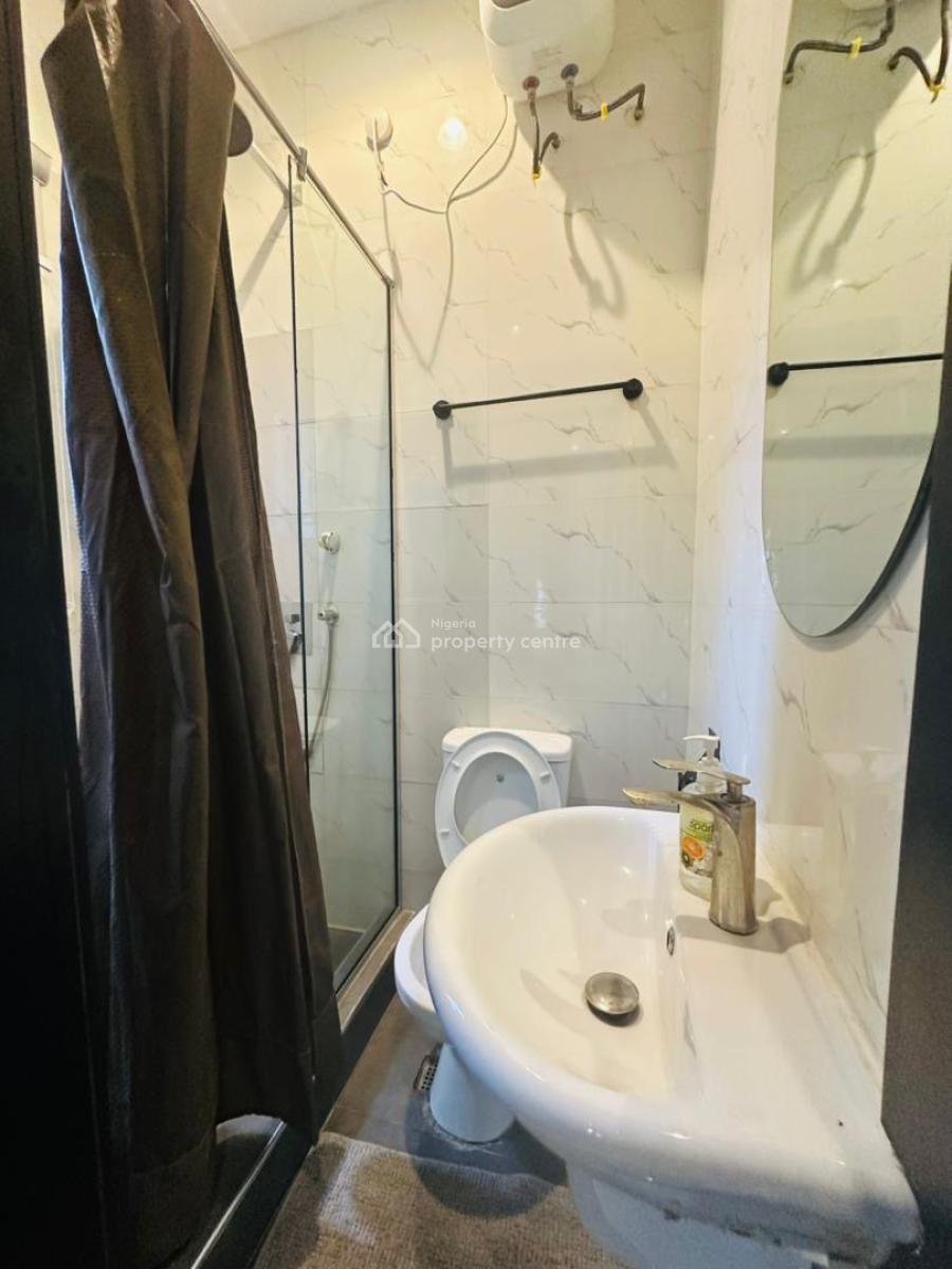 Newly Built 1 Bedroom Apartment, Lekki Phase 1, Lekki, Lagos, Flat / Apartment Short Let