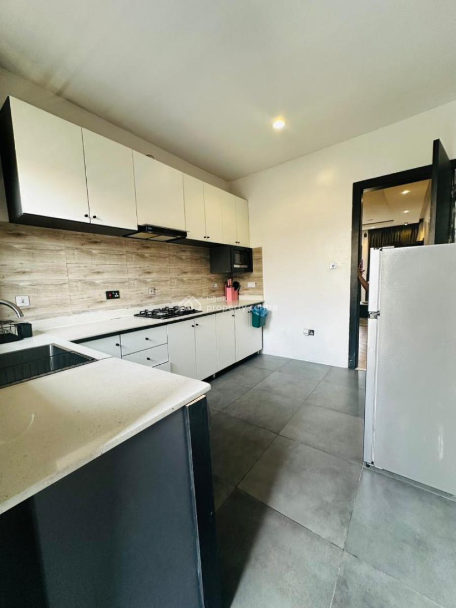 Newly Built 1 Bedroom Apartment, Lekki Phase 1, Lekki, Lagos, Flat / Apartment Short Let