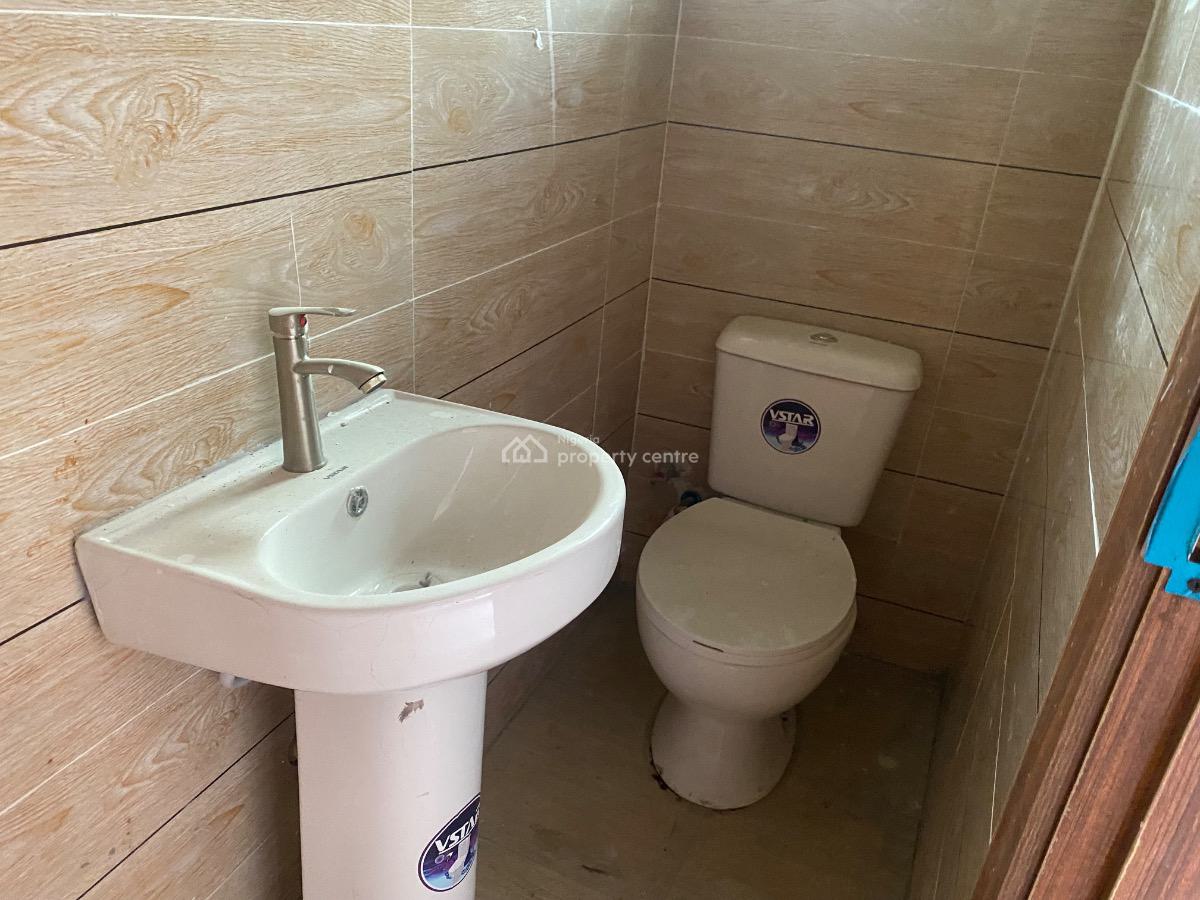 Lovely 3 Bedrooms, Abraham Adesanya, Ajah, Lagos, Flat / Apartment for Rent