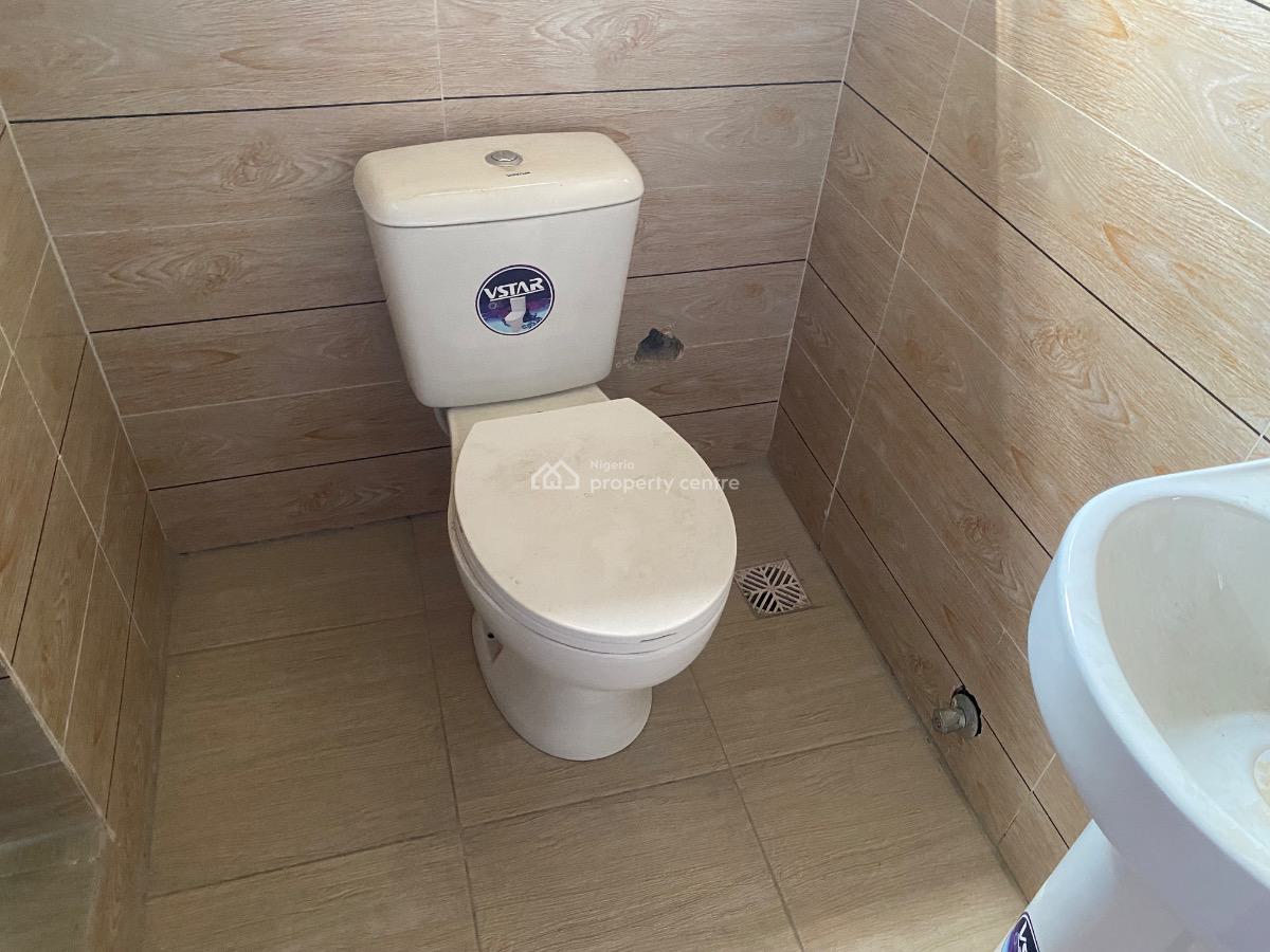 Lovely 3 Bedrooms, Abraham Adesanya, Ajah, Lagos, Flat / Apartment for Rent