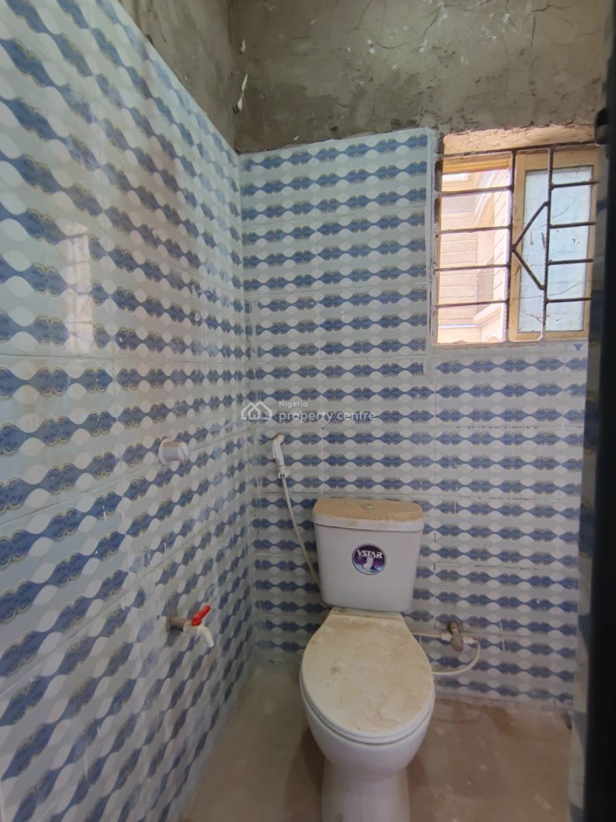 2 Bedroom Flat, Igbe Laara, Ikorodu, Lagos, Flat / Apartment for Rent