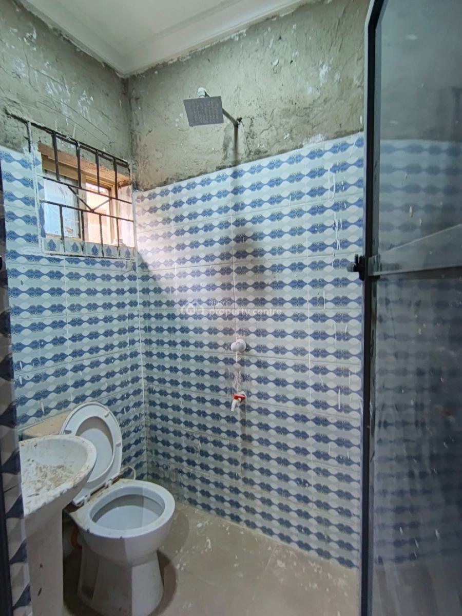 2 Bedroom Flat, Igbe Laara, Ikorodu, Lagos, Flat / Apartment for Rent