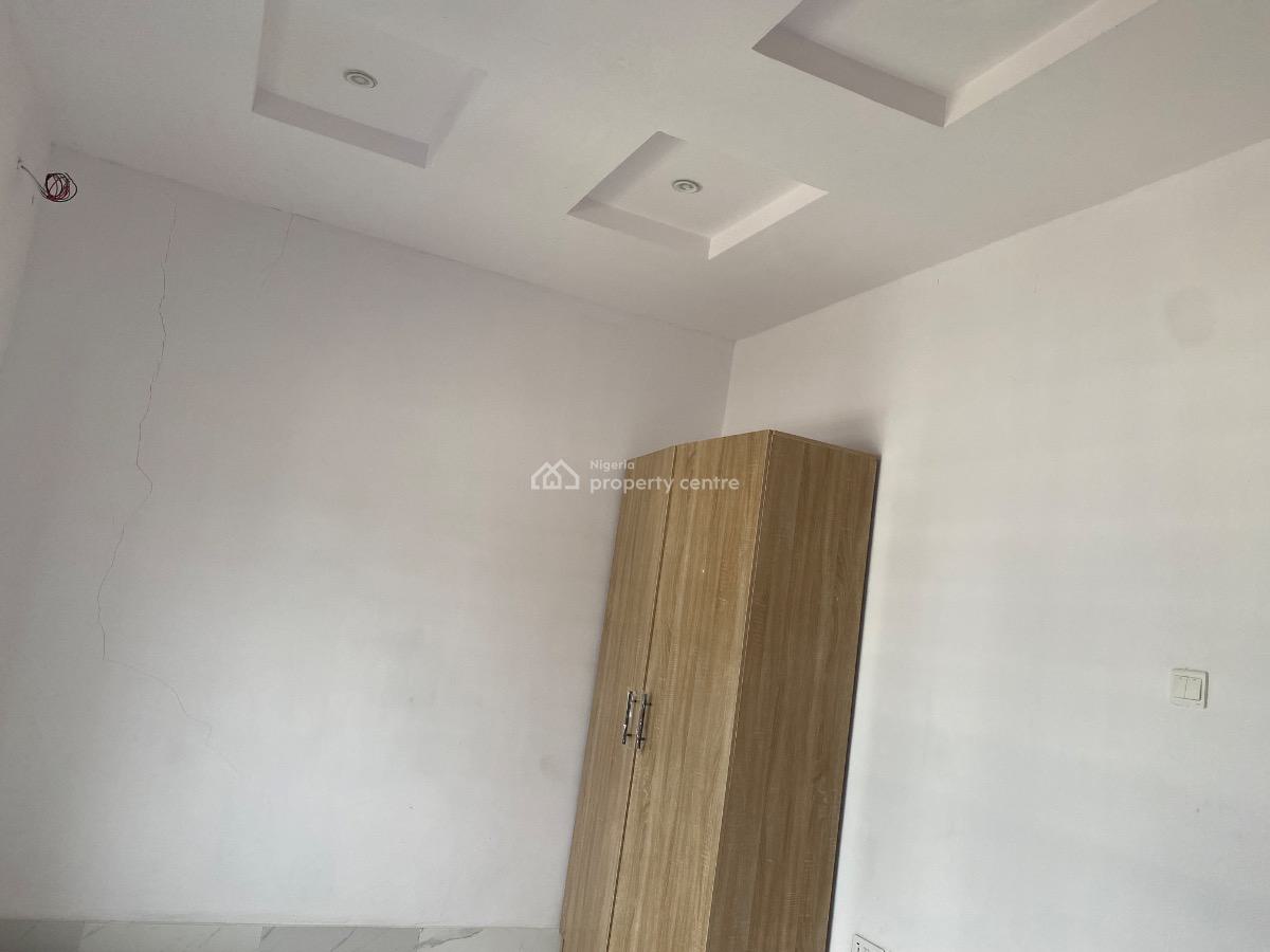 Lovely 2 Bedrooms, Abraham Adesanya, Ajah, Lagos, Flat / Apartment for Rent