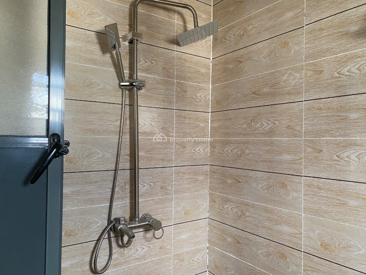 Lovely 2 Bedrooms, Abraham Adesanya, Ajah, Lagos, Flat / Apartment for Rent