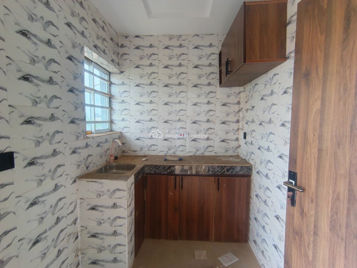 Mini Flat, Igbe Laara, Ikorodu, Lagos, Mini Flat (room and Parlour) for Rent