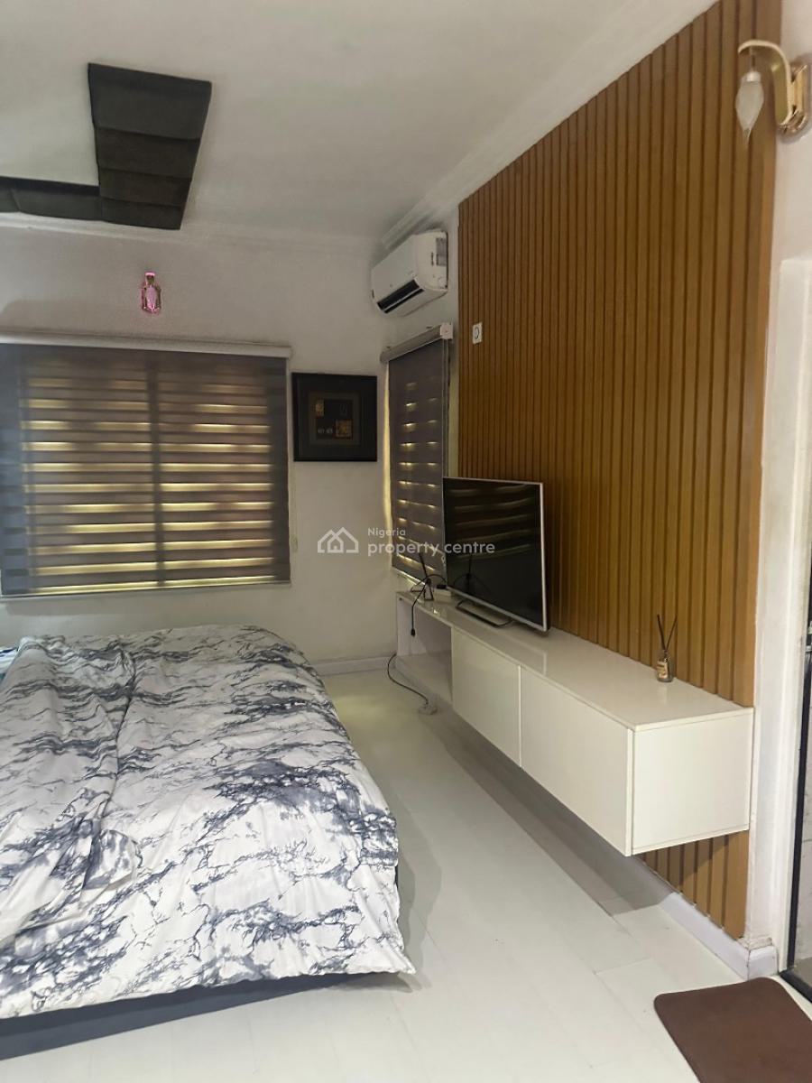 Classy 1 Bedroom with Snooker, Ikeja Gra, Ikeja, Lagos, Flat / Apartment Short Let