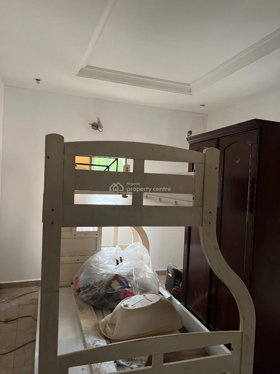 Clean 2 Bedroom Flat, 1st Floor, Tarred Road, By Arab (tarred Road), Utako, Abuja, Flat / Apartment for Rent