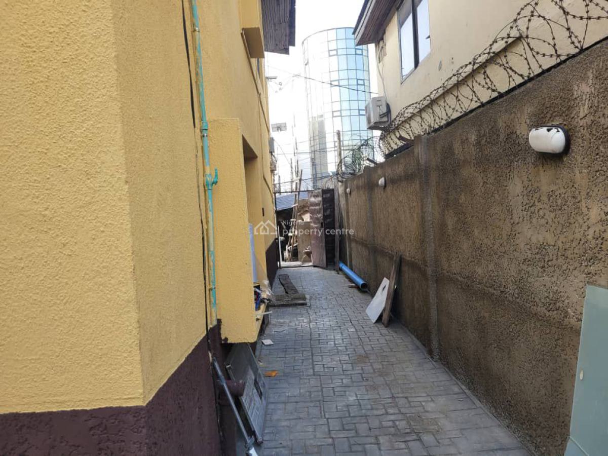 Detached Self Serviced Building, Awolowo Road, Ikoyi, Lagos, Commercial Property for Rent