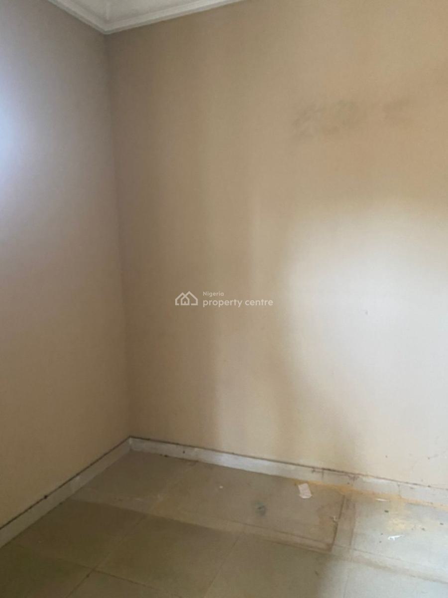 Self Compound 6- Bedroom Fully Detached Duplex with 2 Rooms Bq, Lekki Phase 1, Lekki, Lagos, Detached Duplex for Rent