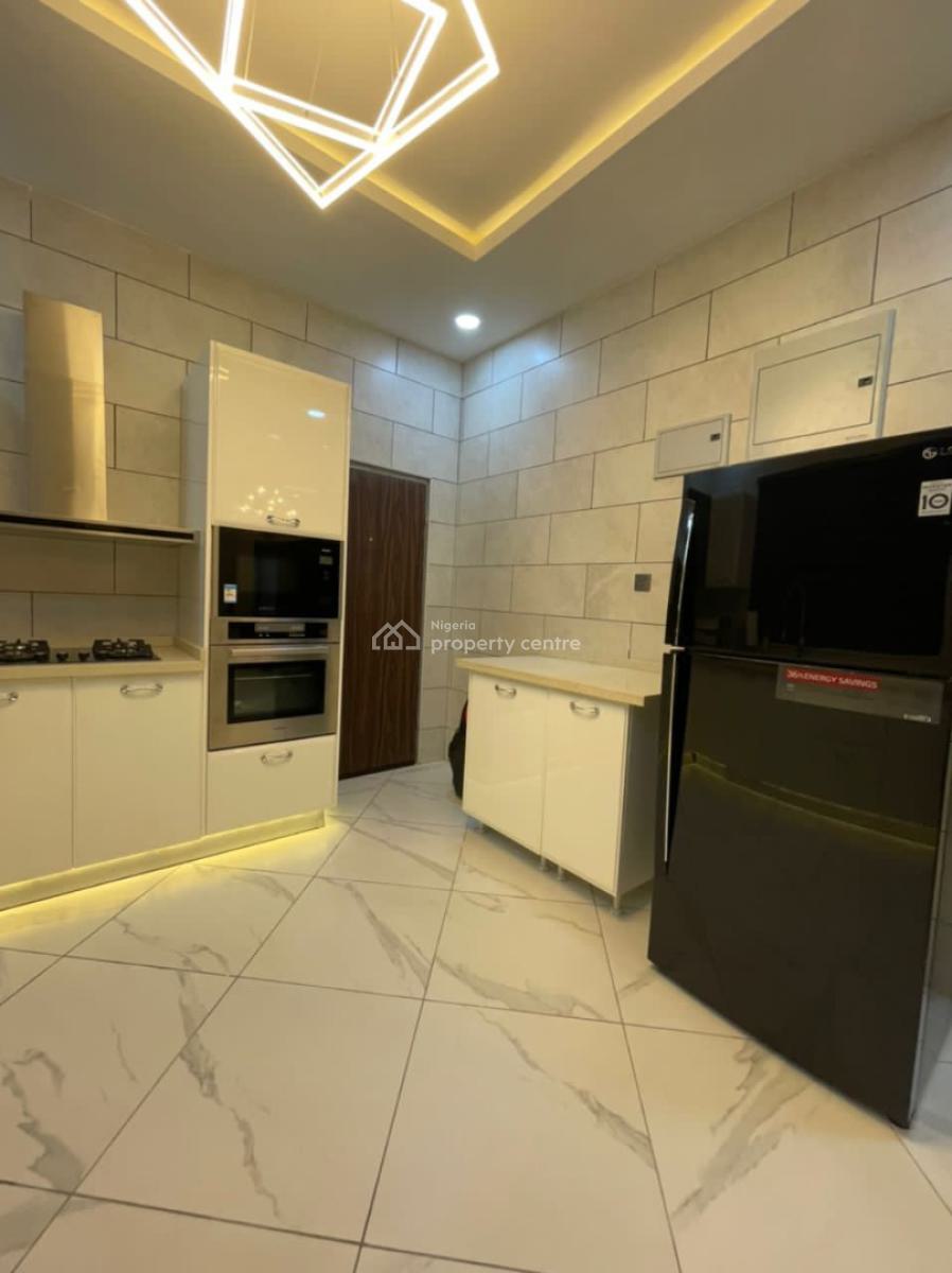 Luxury 4 Bedroom Apartment, Lekki Phase 1, Lekki, Lagos, Flat / Apartment Short Let
