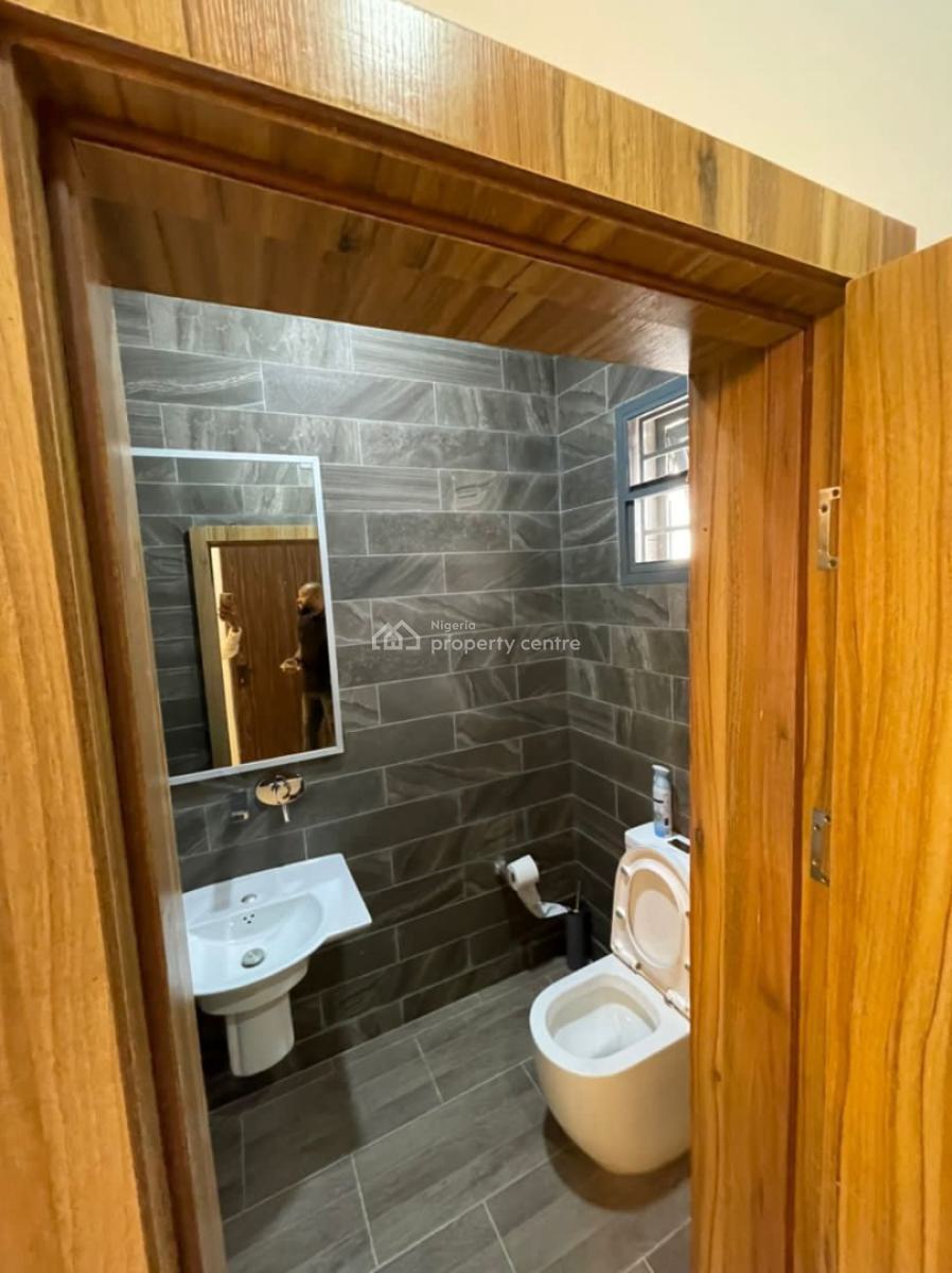 Luxury 4 Bedroom Apartment, Lekki Phase 1, Lekki, Lagos, Flat / Apartment Short Let