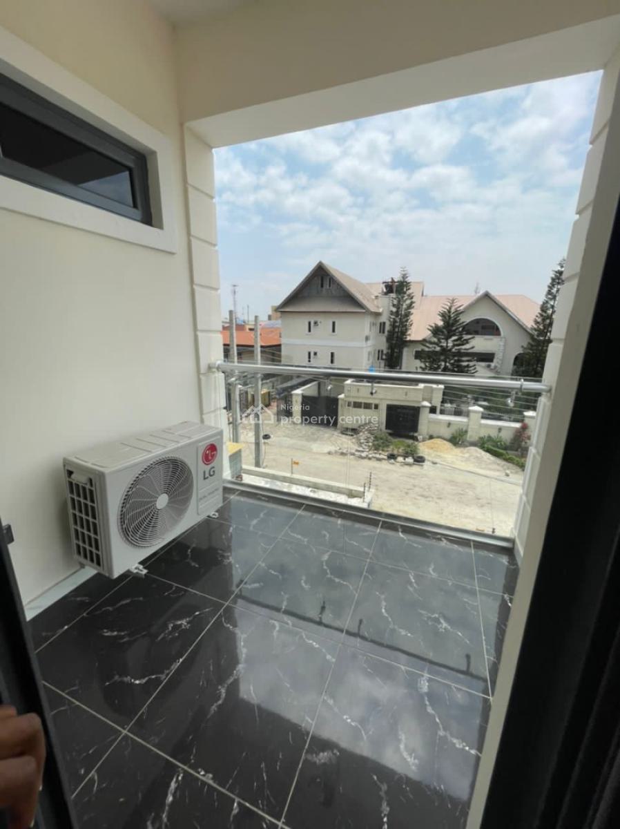 Luxury 4 Bedroom Apartment, Lekki Phase 1, Lekki, Lagos, Flat / Apartment Short Let