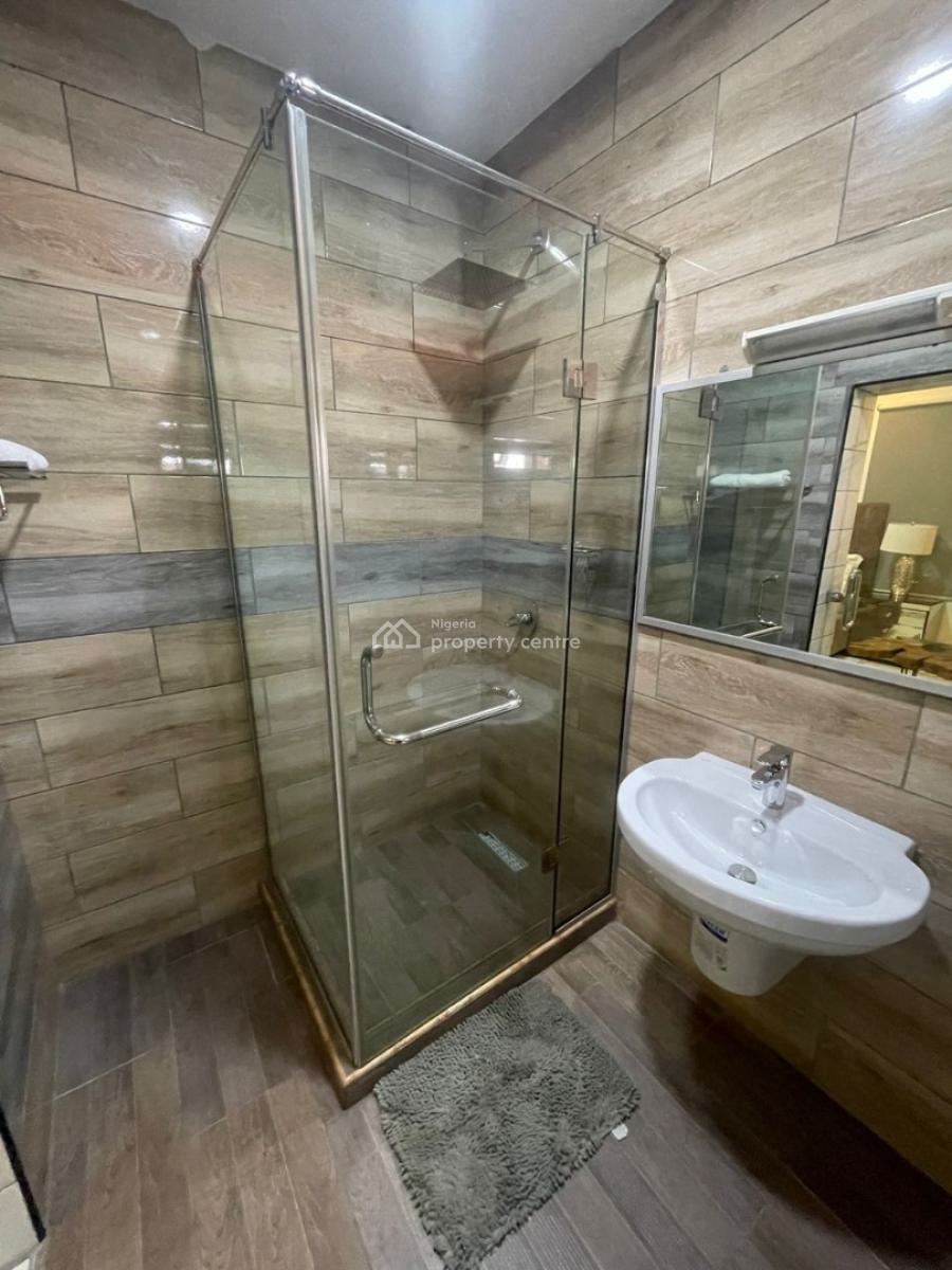 Luxury 4 Bedroom Apartment, Lekki Phase 1, Lekki, Lagos, Flat / Apartment Short Let