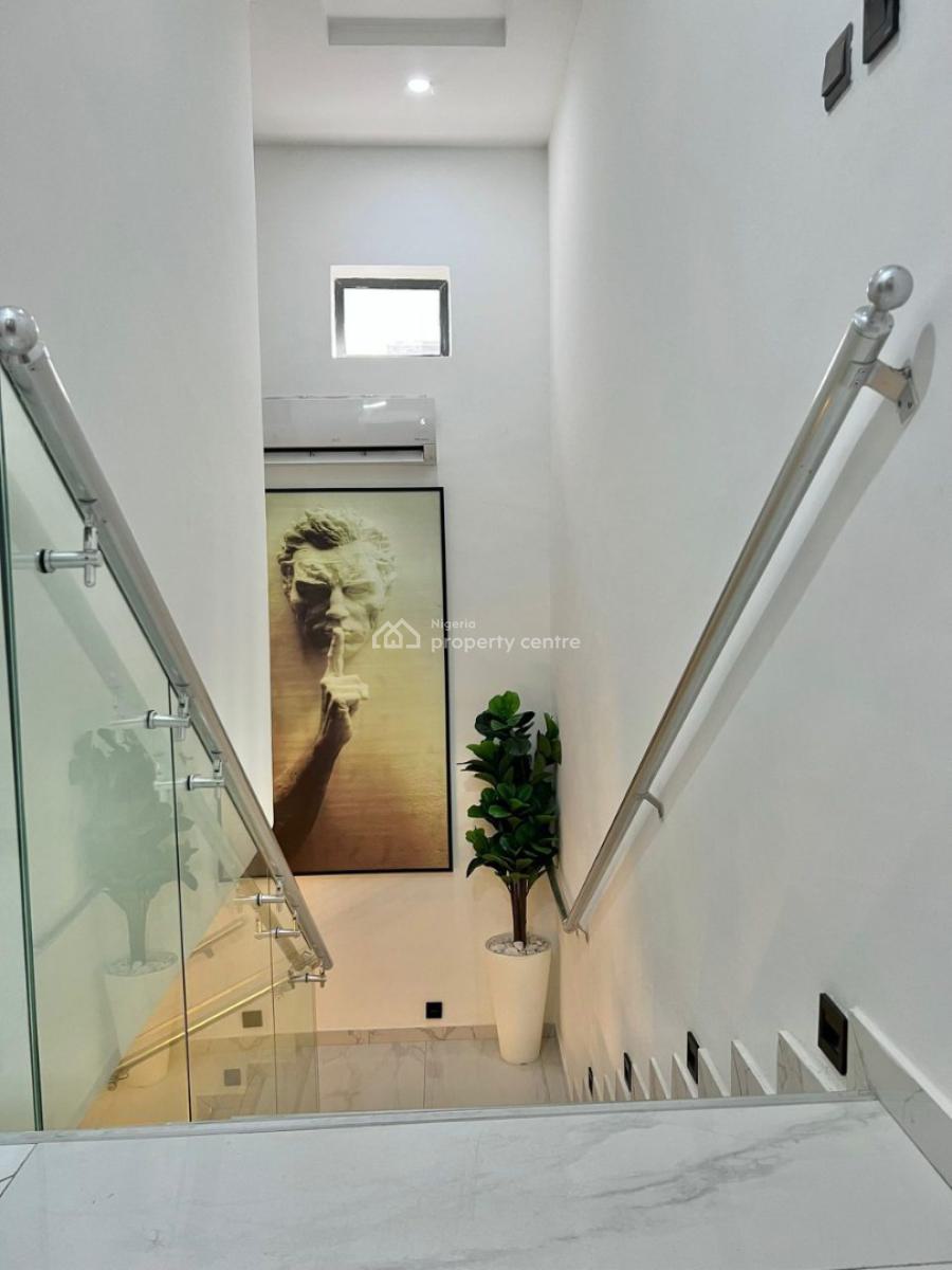 Luxury 4 Bedroom Apartment, Lekki Phase 1, Lekki, Lagos, Flat / Apartment Short Let