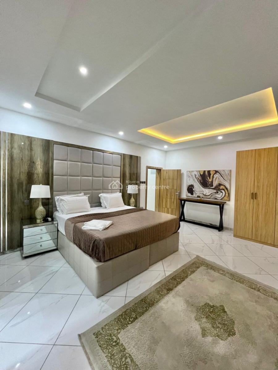 Luxury 4 Bedroom Apartment, Lekki Phase 1, Lekki, Lagos, Flat / Apartment Short Let