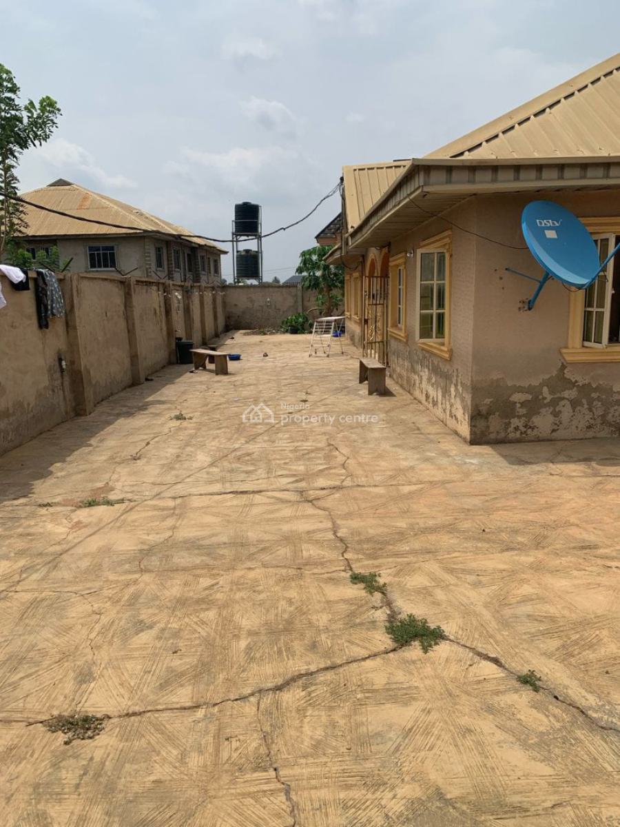 2 Units of 3 Bedroom Flat, Ayekale, Osogbo, Osun, Block of Flats for Sale