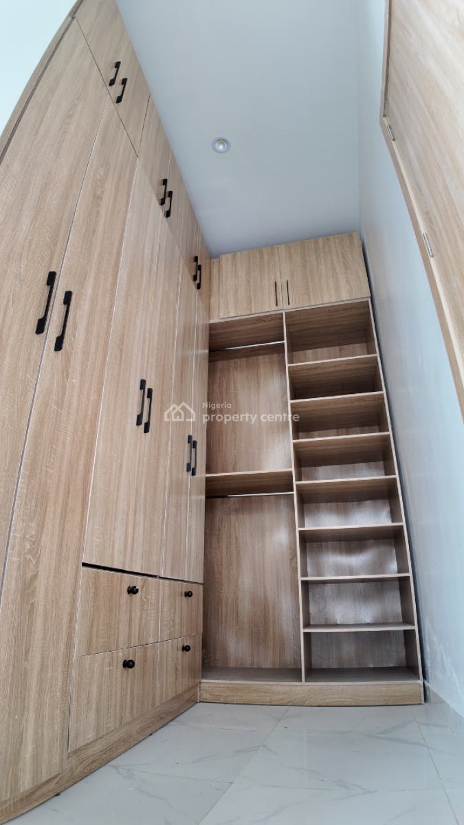 Luxurious & Spacious 4 Bedroom  Duplex with Bq, Sunrise Estate, Sangotedo, Ajah, Lagos, Detached Duplex for Sale