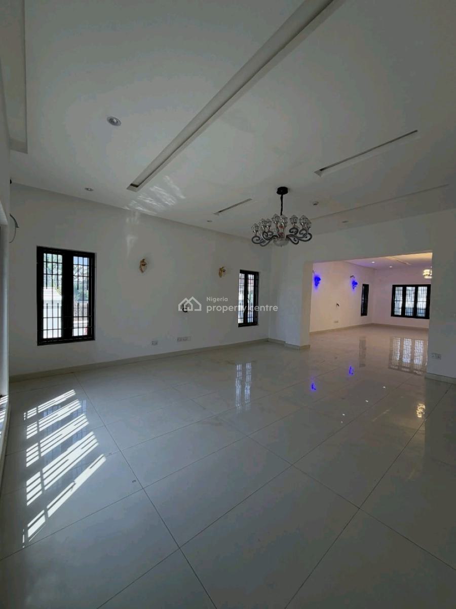a Luxurious 7 Bedroom Mansion, Guzape District, Abuja, House for Sale