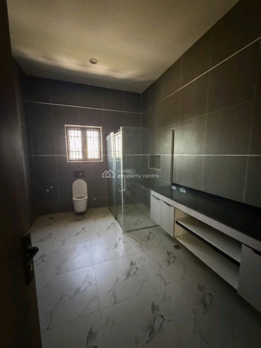 a Luxurious 7 Bedroom Mansion, Guzape District, Abuja, House for Sale