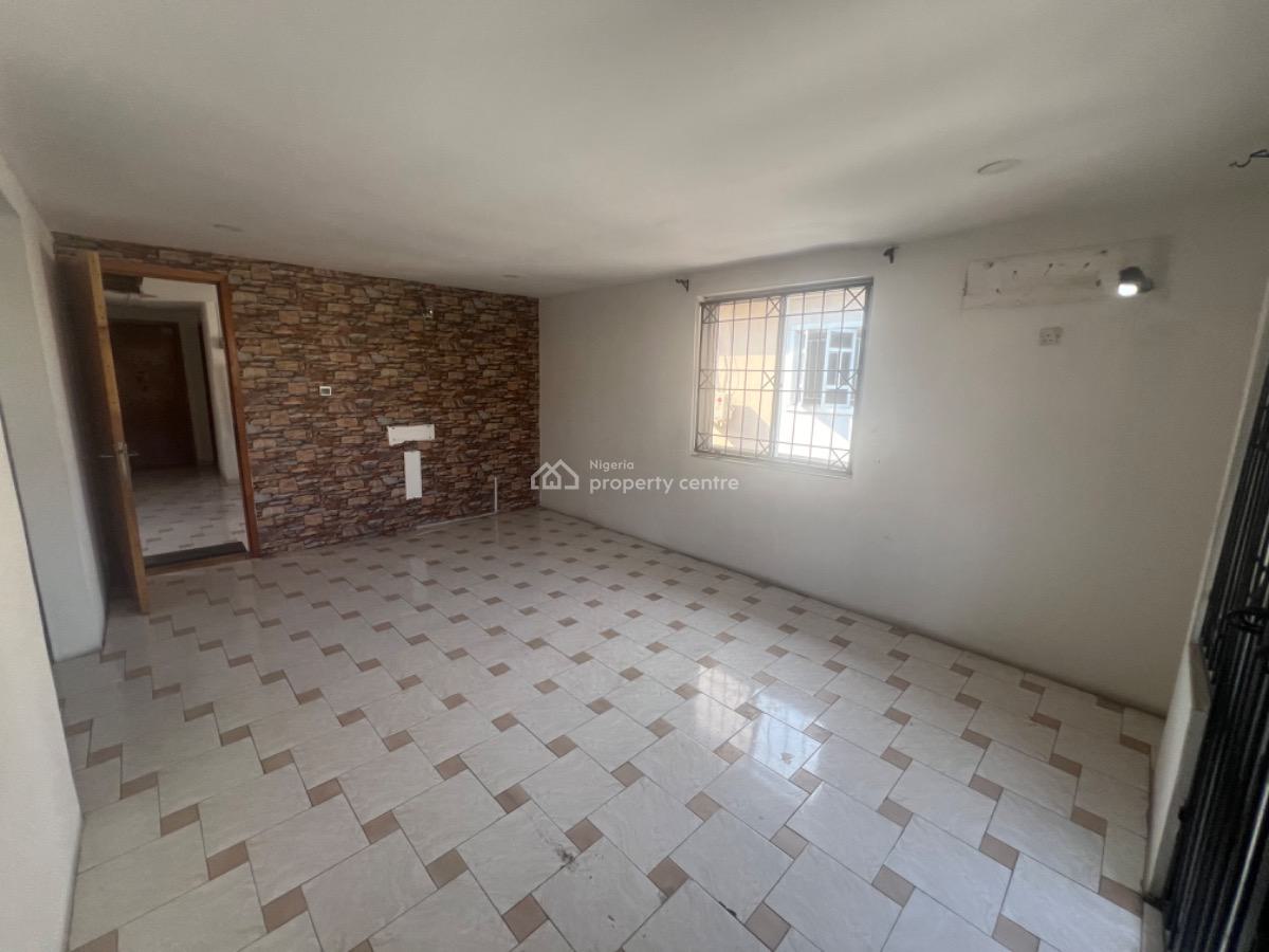 4 Bedroom Fully Detached Uplex with 2 Rooms Bq, Lekki Phase 1, Lekki, Lagos, Detached Duplex for Rent