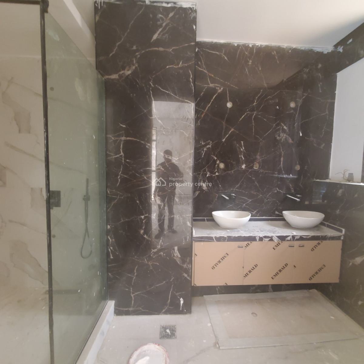 Magnificent 4bedroom Terrace Duplex with Bq,gym, Lekki Phase 1, Lekki, Lagos, House for Sale