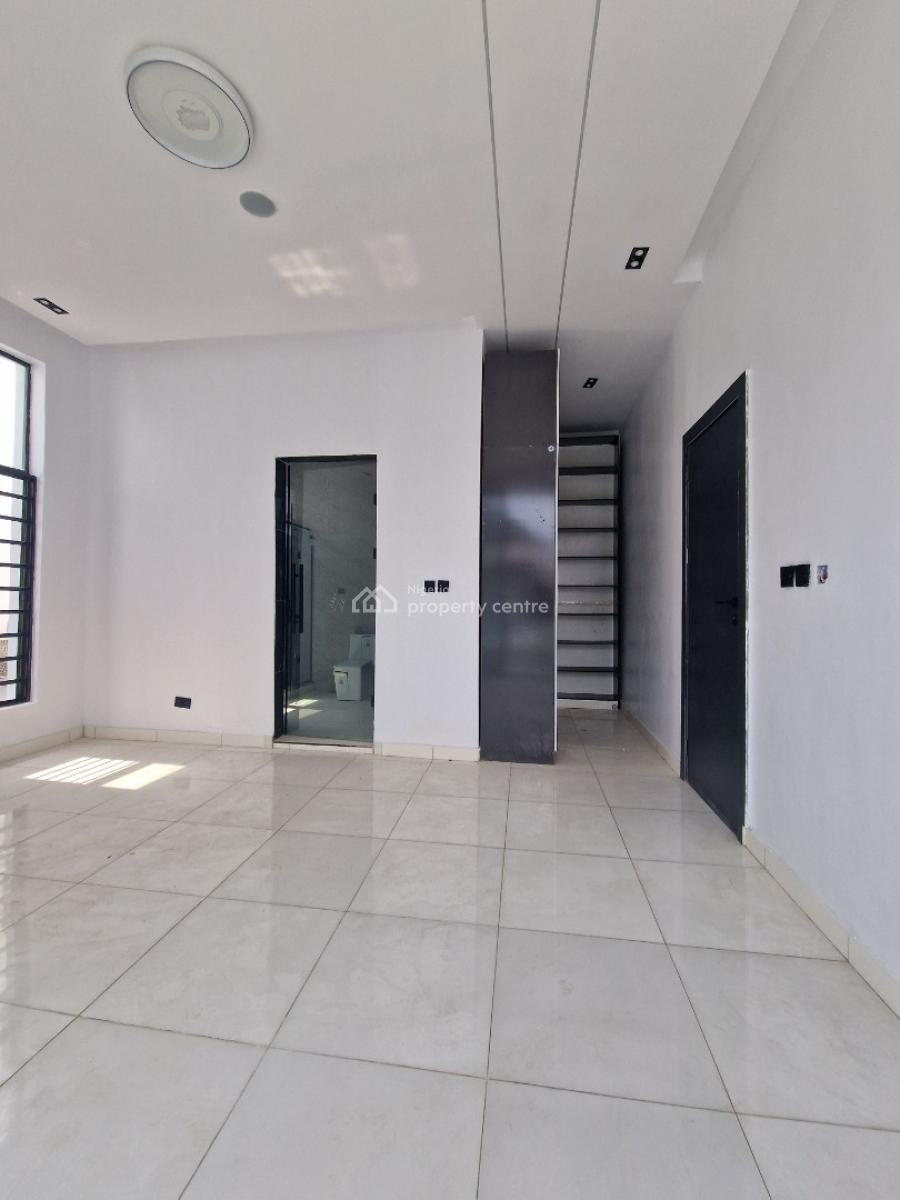 Beautifully Designed Home, Ikota, Lekki, Lagos, Semi-detached Duplex for Sale