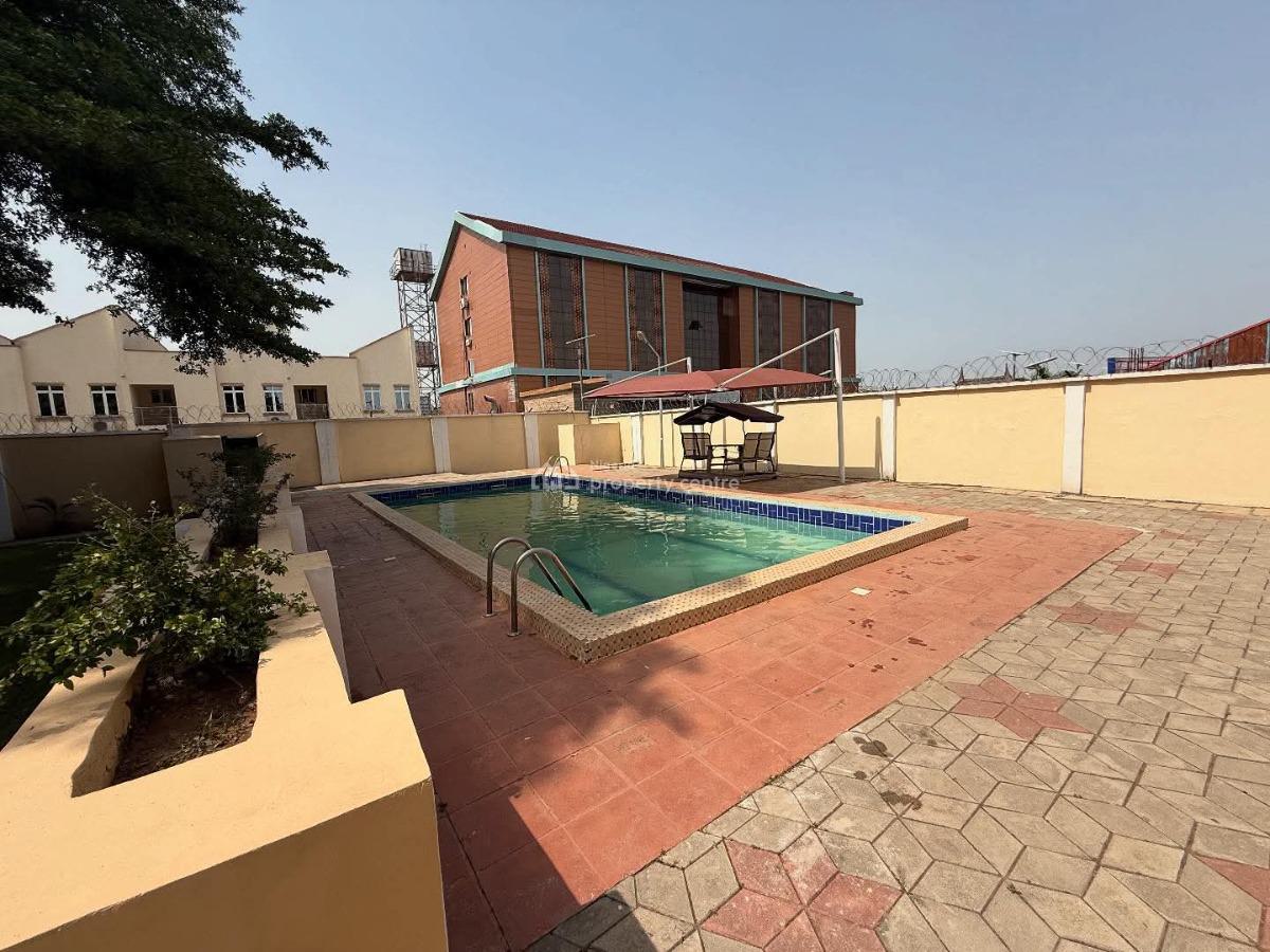 7 Bedroom  2700sqm  C of O, Jabi, Abuja, House for Sale