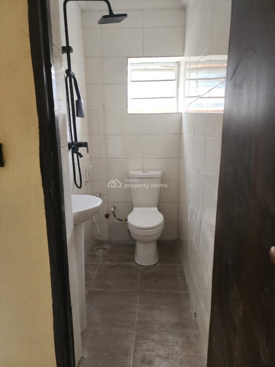 2 Bedroom Flat, Omole Phase 1, Ikeja, Lagos, Flat / Apartment for Rent