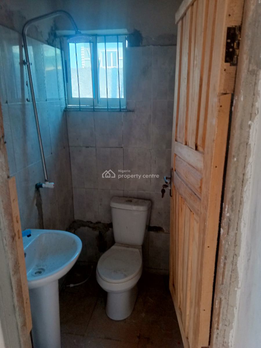 Superb Brand New & Standard One Bedroom Self-contained Apartment, Atlantic View Estate, Alpha Beach Road, New-road Bustop, Igbo Efon, Lekki, Lagos, Self Contain (single Rooms) for Rent