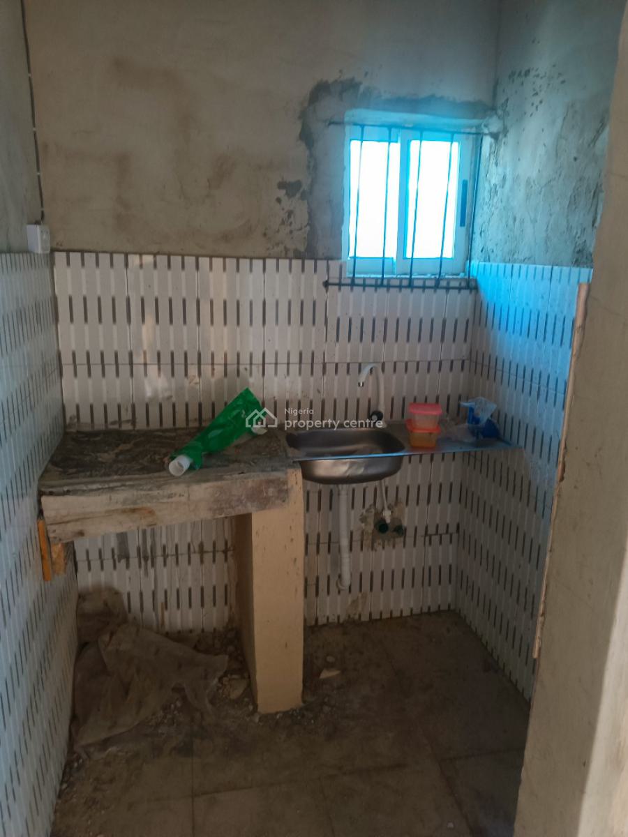 Superb Brand New & Standard One Bedroom Self-contained Apartment, Atlantic View Estate, Alpha Beach Road, New-road Bustop, Igbo Efon, Lekki, Lagos, Self Contain (single Rooms) for Rent