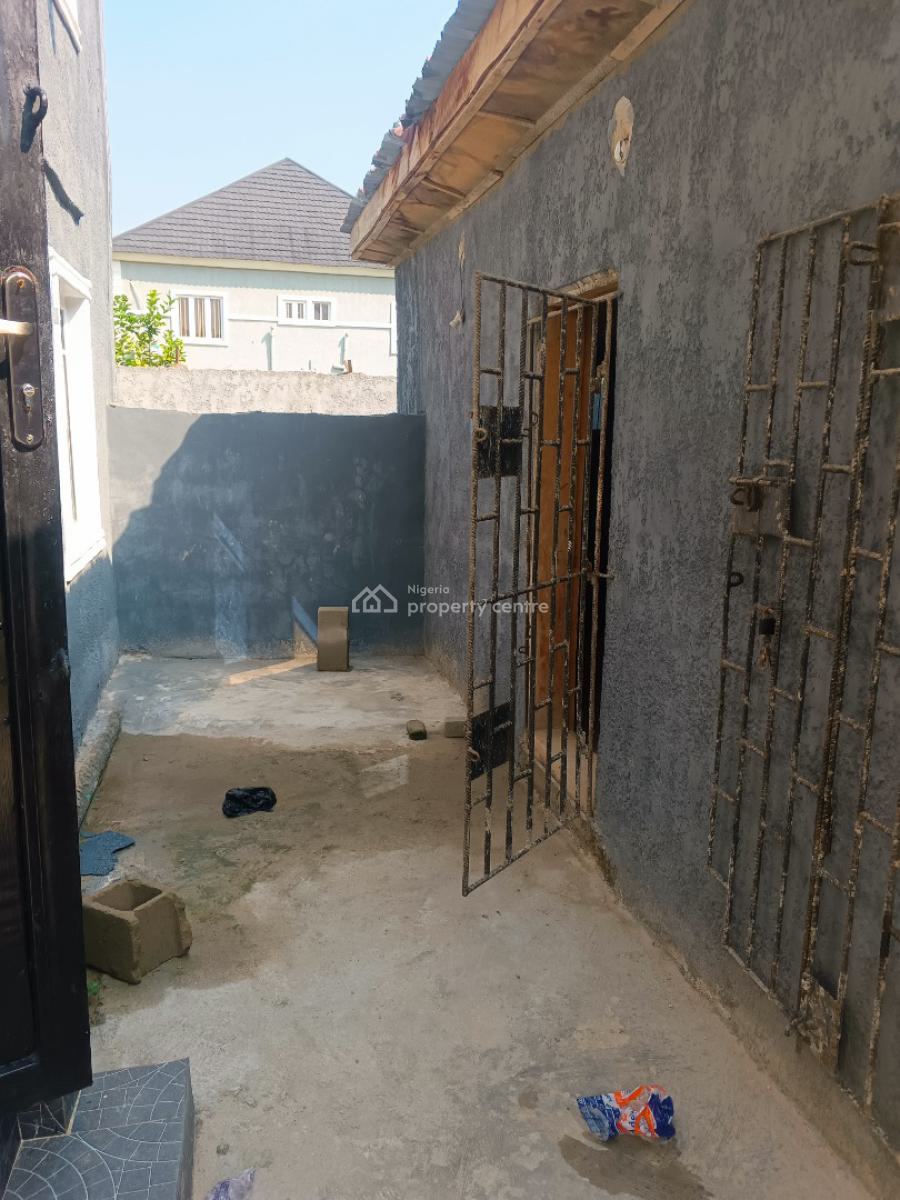Superb Brand New & Standard One Bedroom Self-contained Apartment, Atlantic View Estate, Alpha Beach Road, New-road Bustop, Igbo Efon, Lekki, Lagos, Self Contain (single Rooms) for Rent
