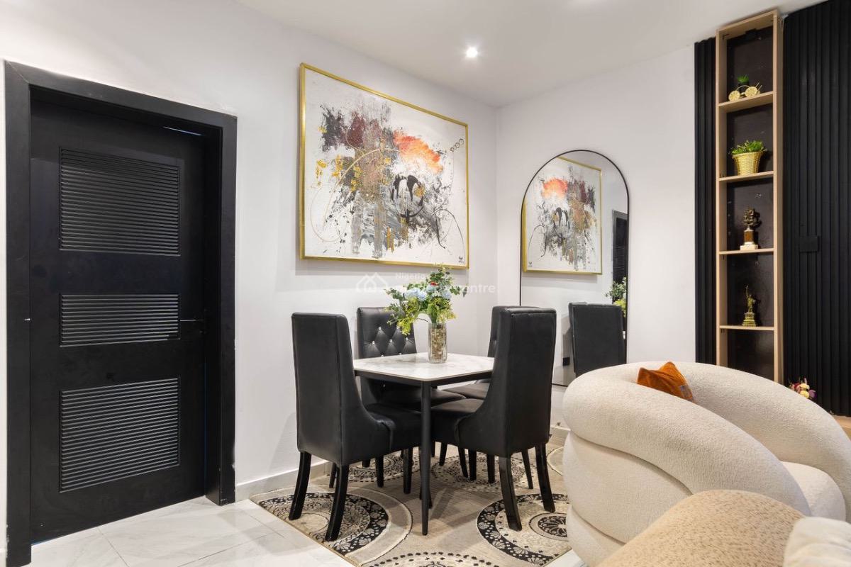 2 Bedroom Apartment with Pool, Gym, Snooker & Tennis, Lekki Phase 1, Lekki, Lagos, Flat / Apartment Short Let